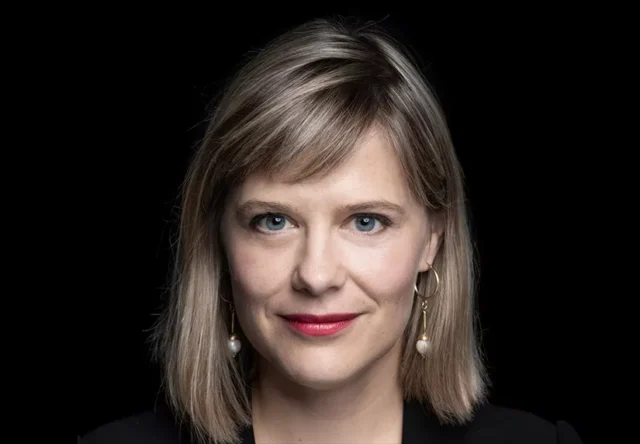 Portret kobiety blondynki